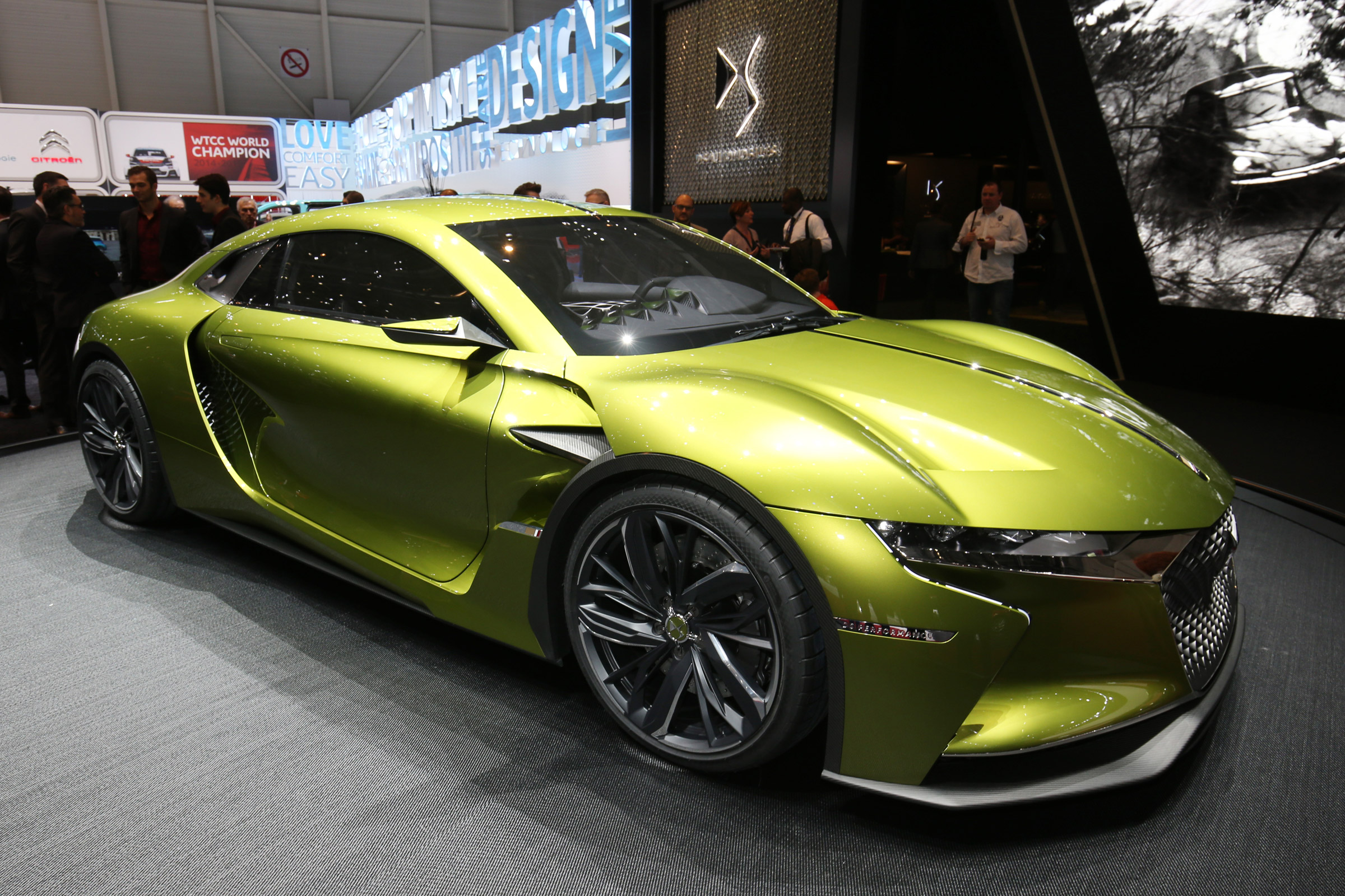 DS E-Tense concept car - Geneva 2016 - side profile