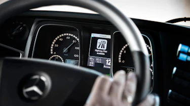 Mercedes Highway Pilot lorry - instrument cluster