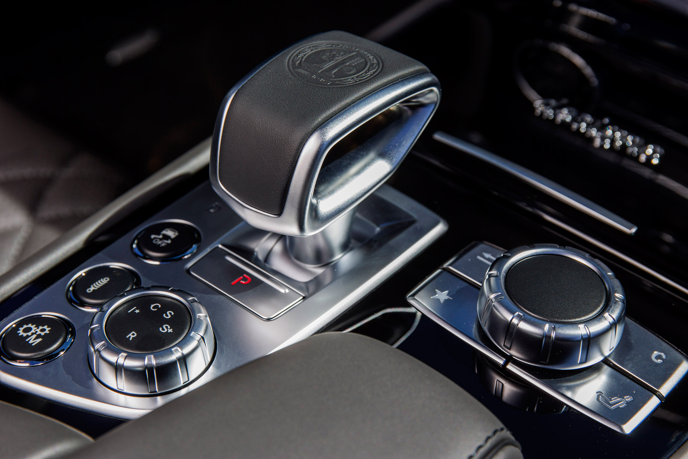 Mercedes-AMG SL 65 - centre console