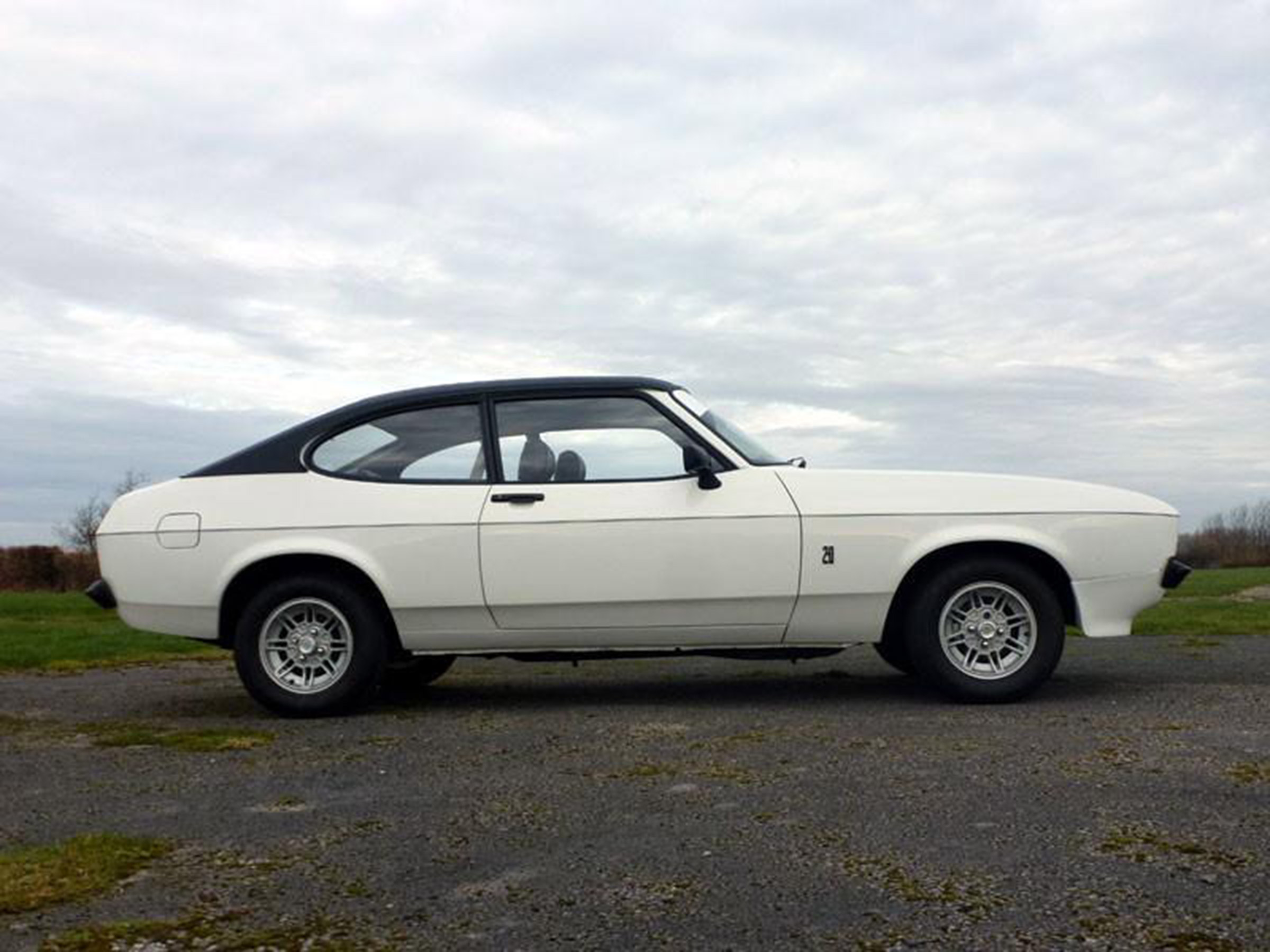 Minder Cars - Capri side profile