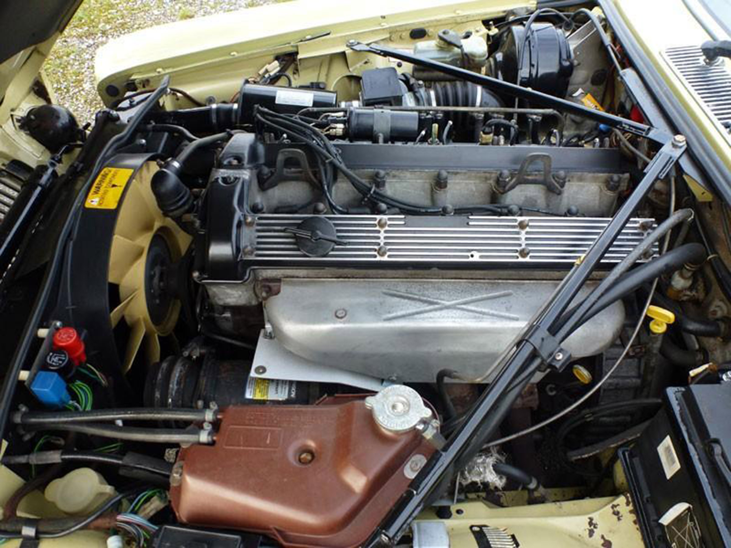 Minder Cars - Daimler engine