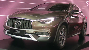 Infiniti QX30 Geneva - front three quarter
