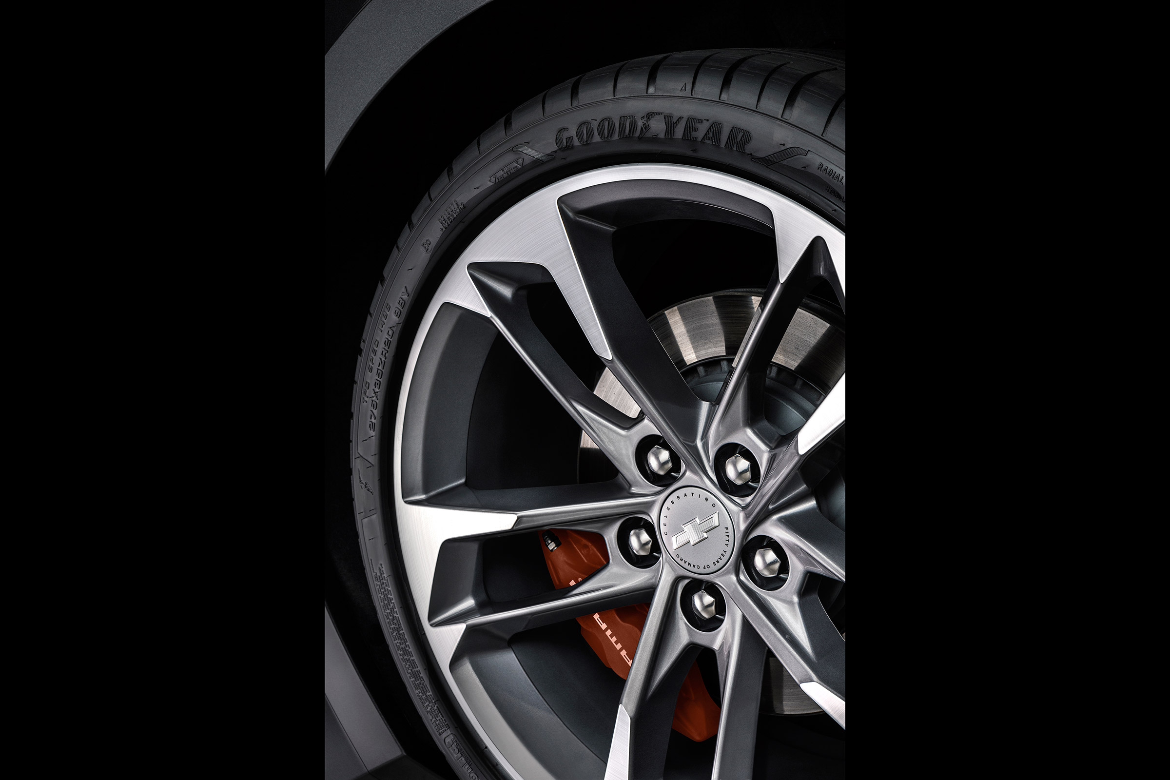 Chevrolet Camaro 50th Anniversary - wheel