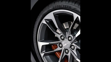 Chevrolet Camaro 50th Anniversary - wheel