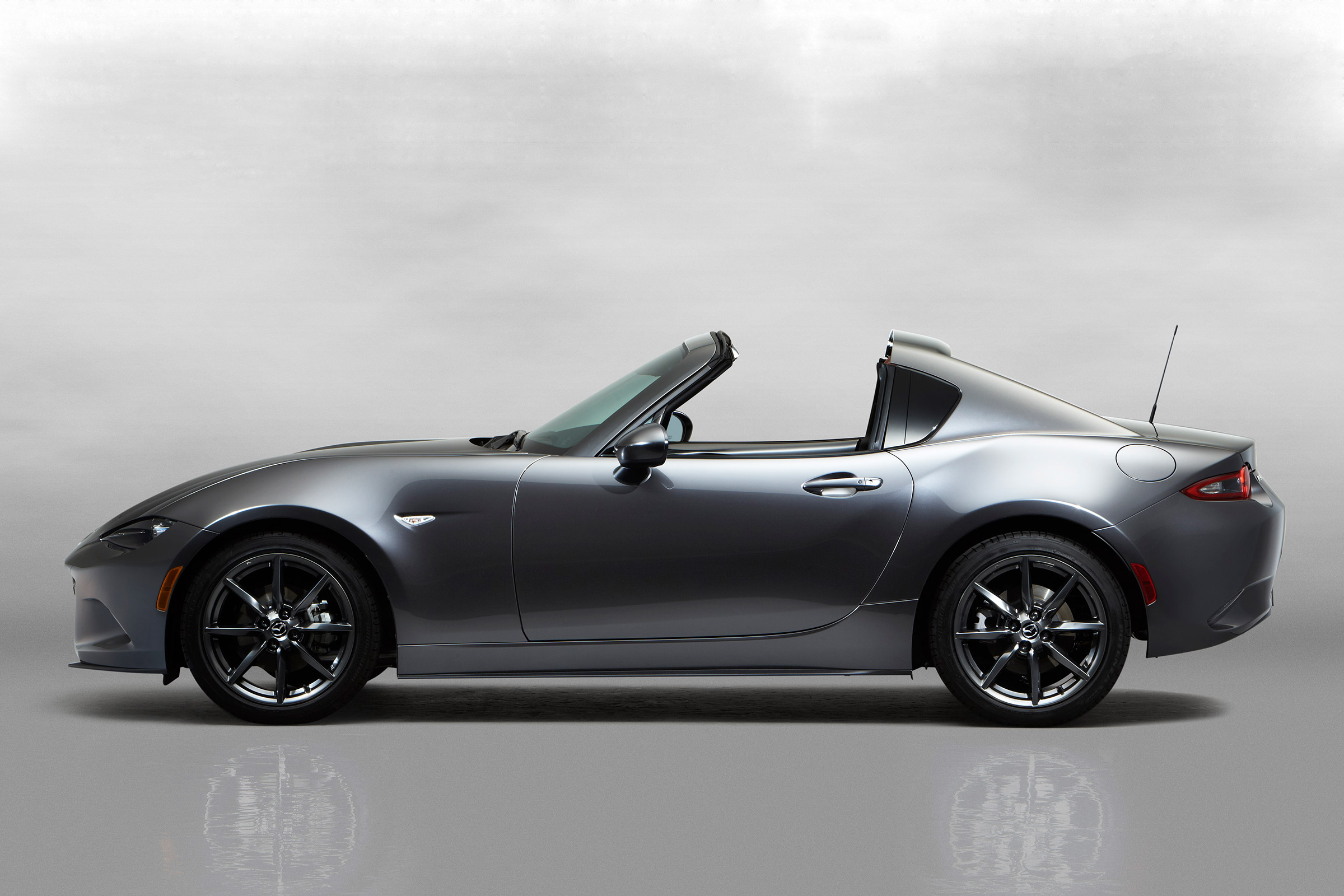 Mazda MX-5 RF - roof down