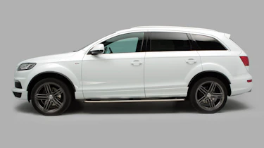 Used Audi Q7 - side