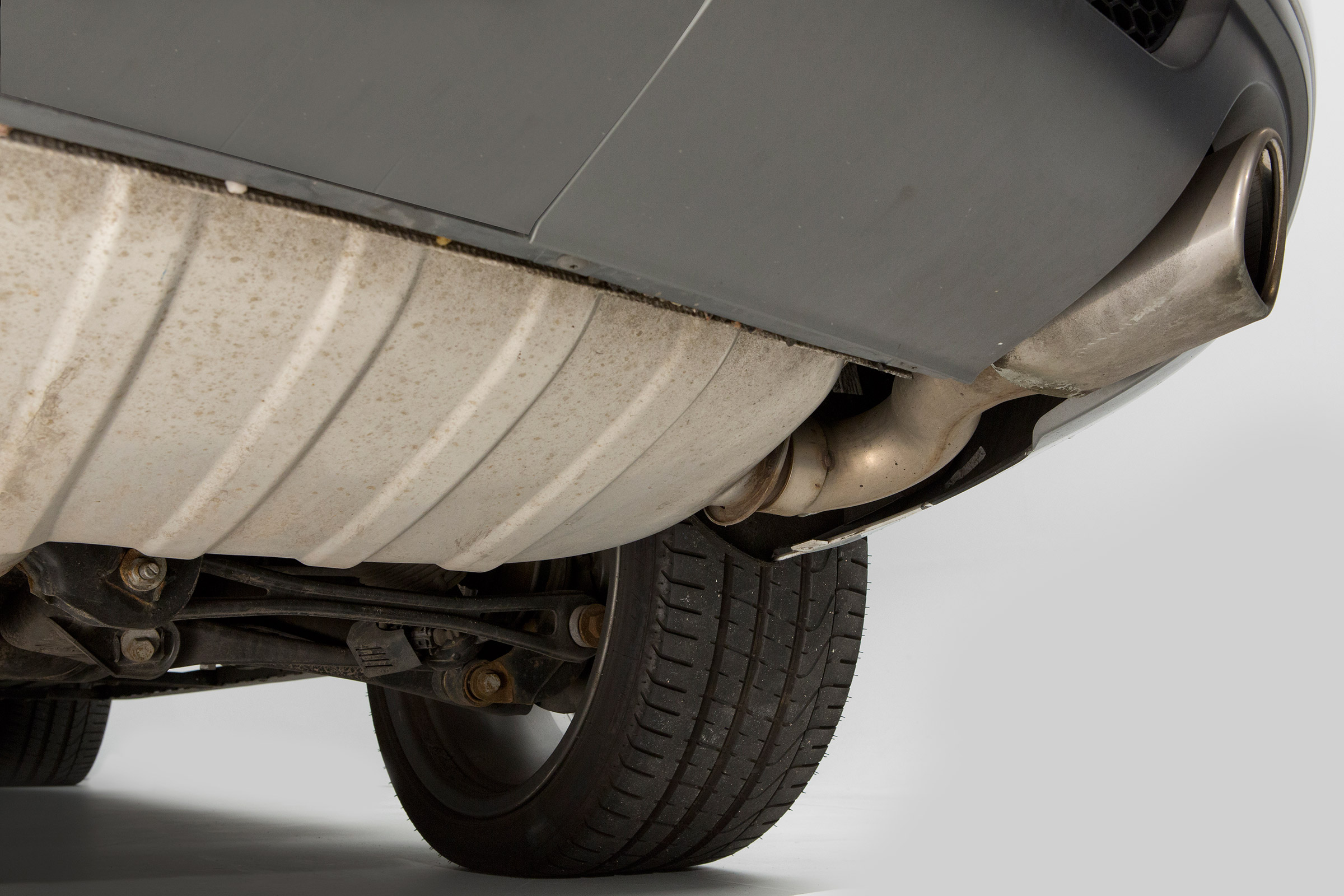 Used Audi Q7 - exhaust