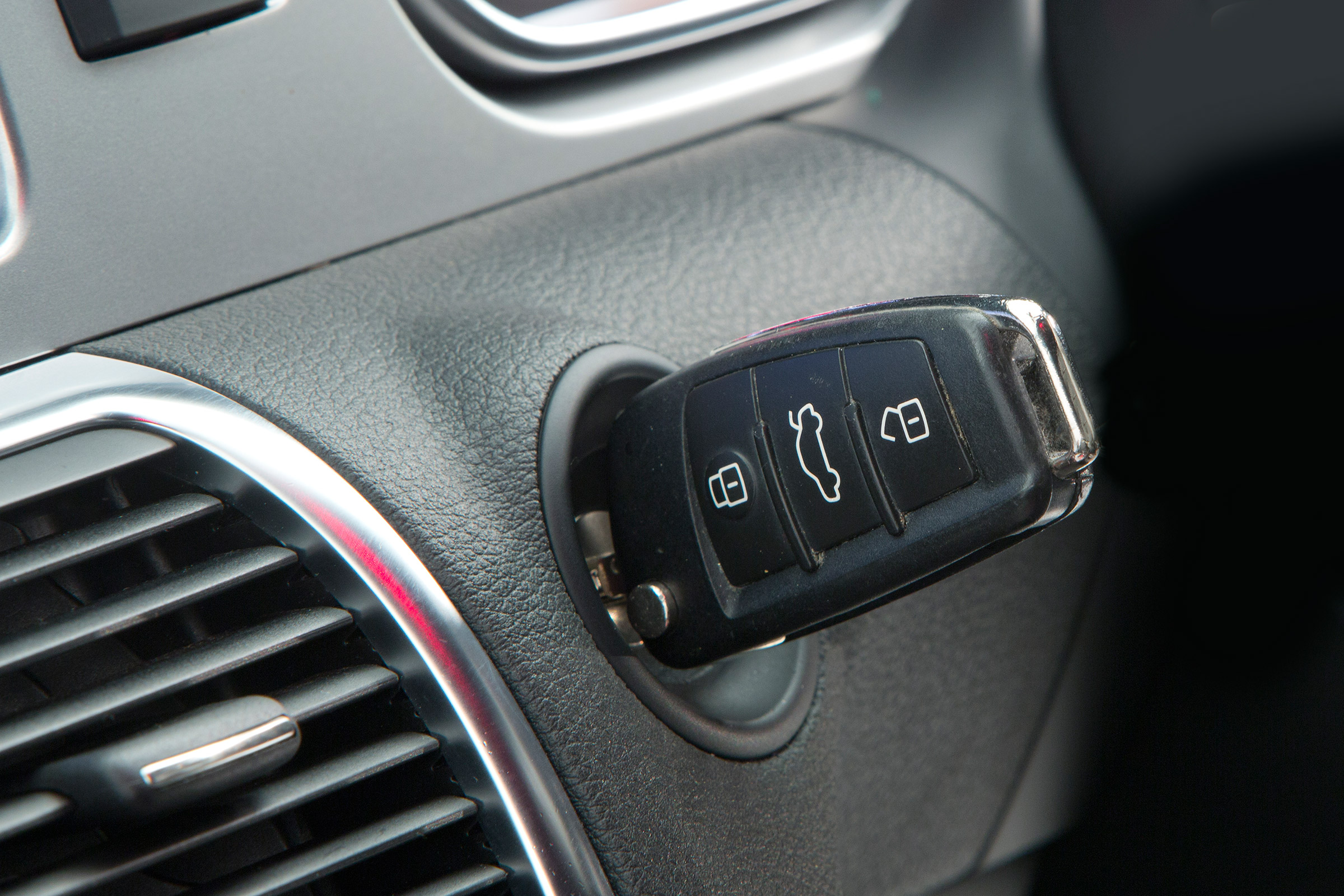 Used Audi Q7 - key/start