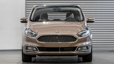 Ford S-MAX Vignale - studio front