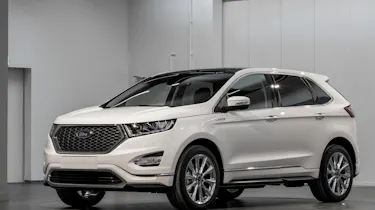 Ford Edge Vignale - studio front quarter