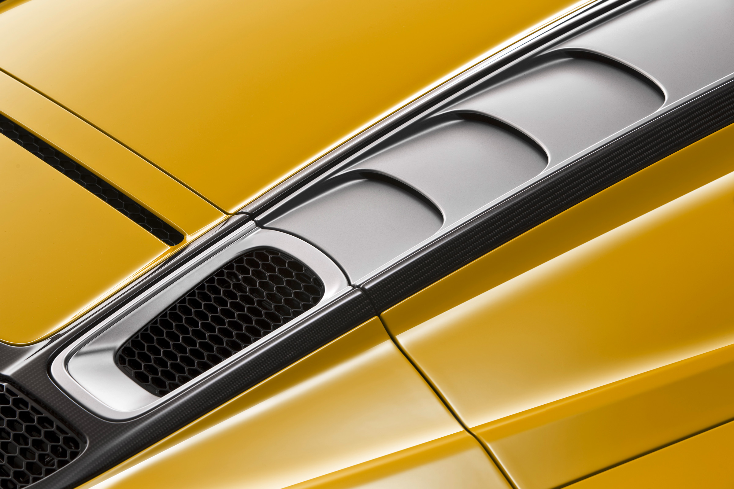 Audi R8 Spyder 2016 official - rear vent