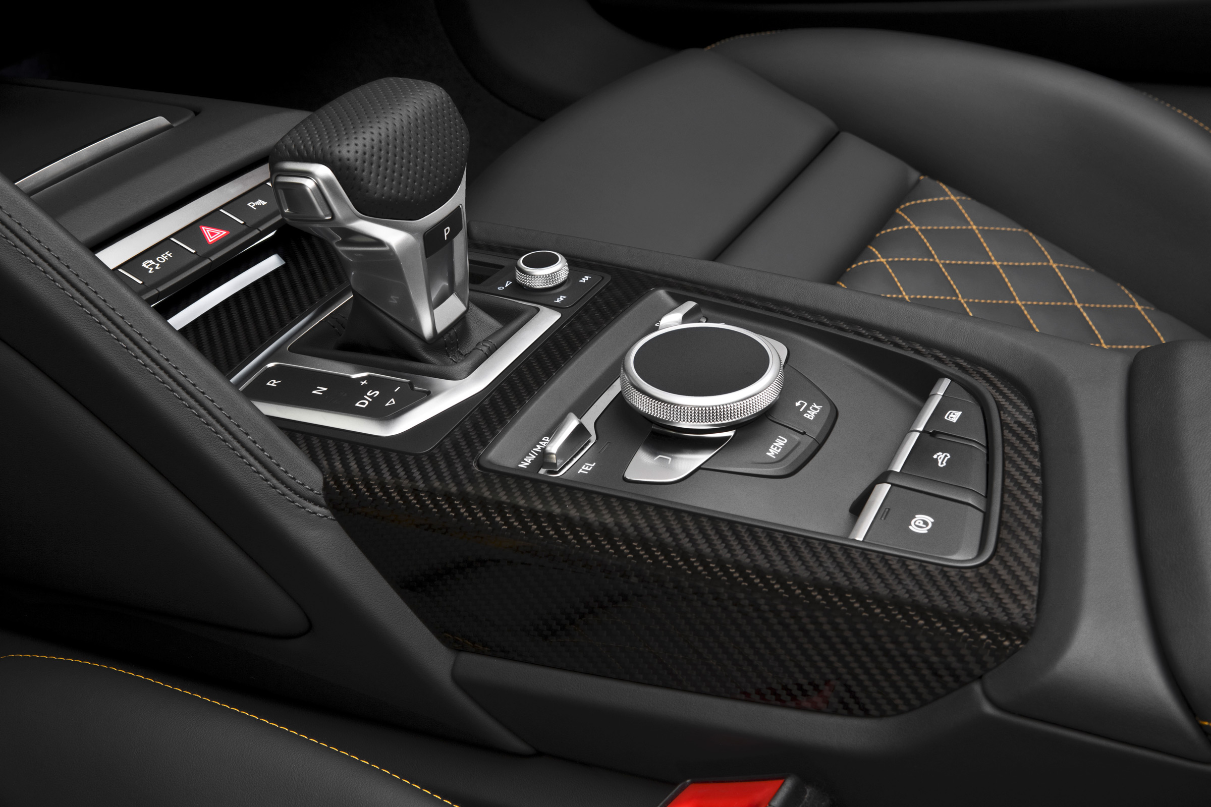 Audi R8 Spyder 2016 official - centre console