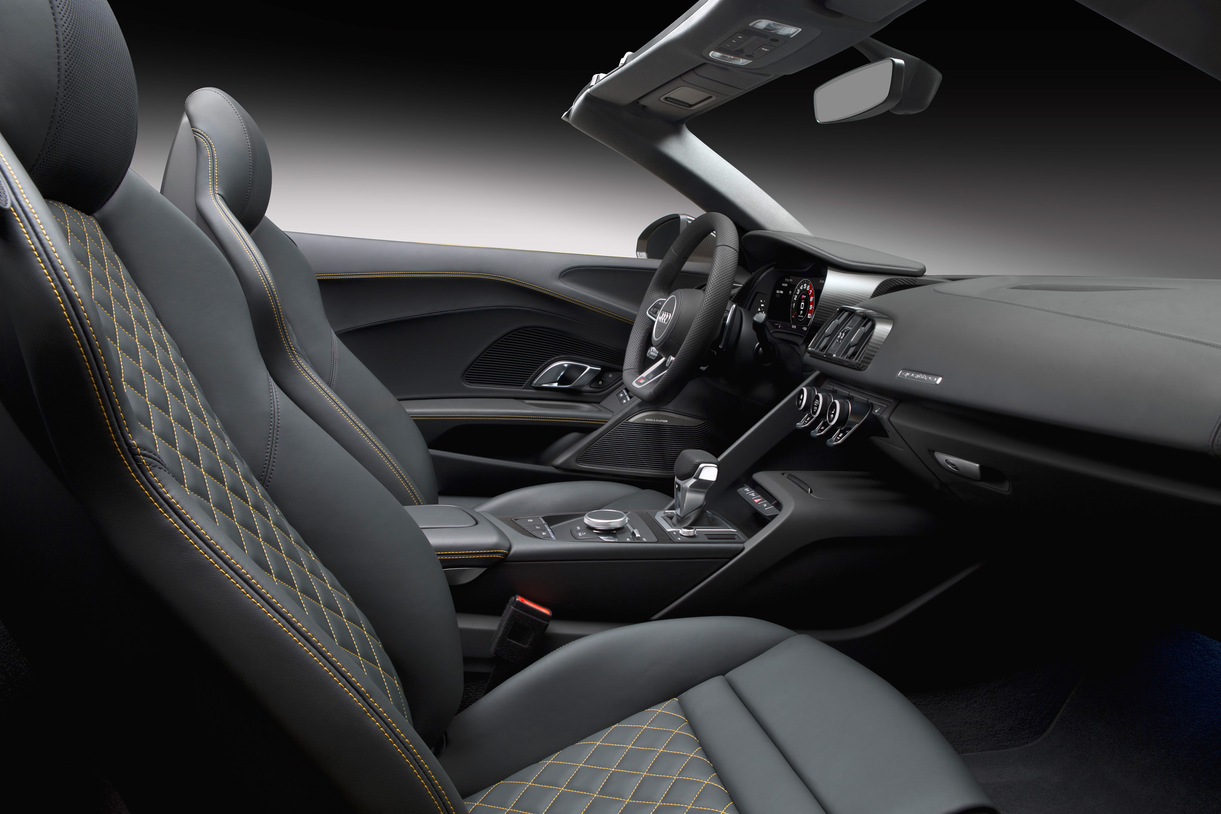 Audi R8 Spyder 2016 official - interior 3