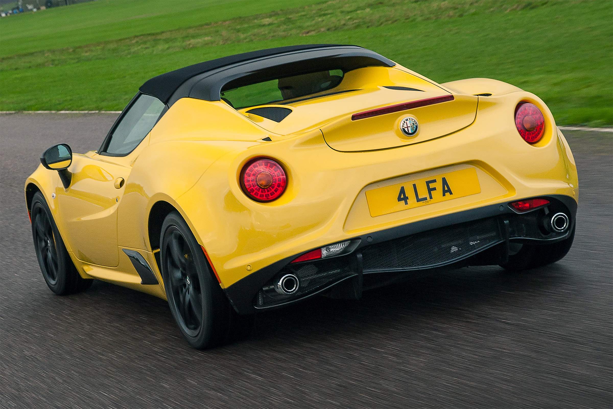 Alfa Romeo 4C Spider - rear