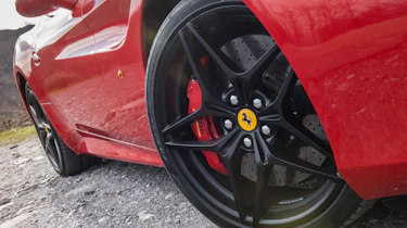 Ferrari California T HS - wheel