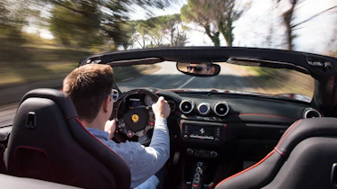 Ferrari California T HS - Jethro driving