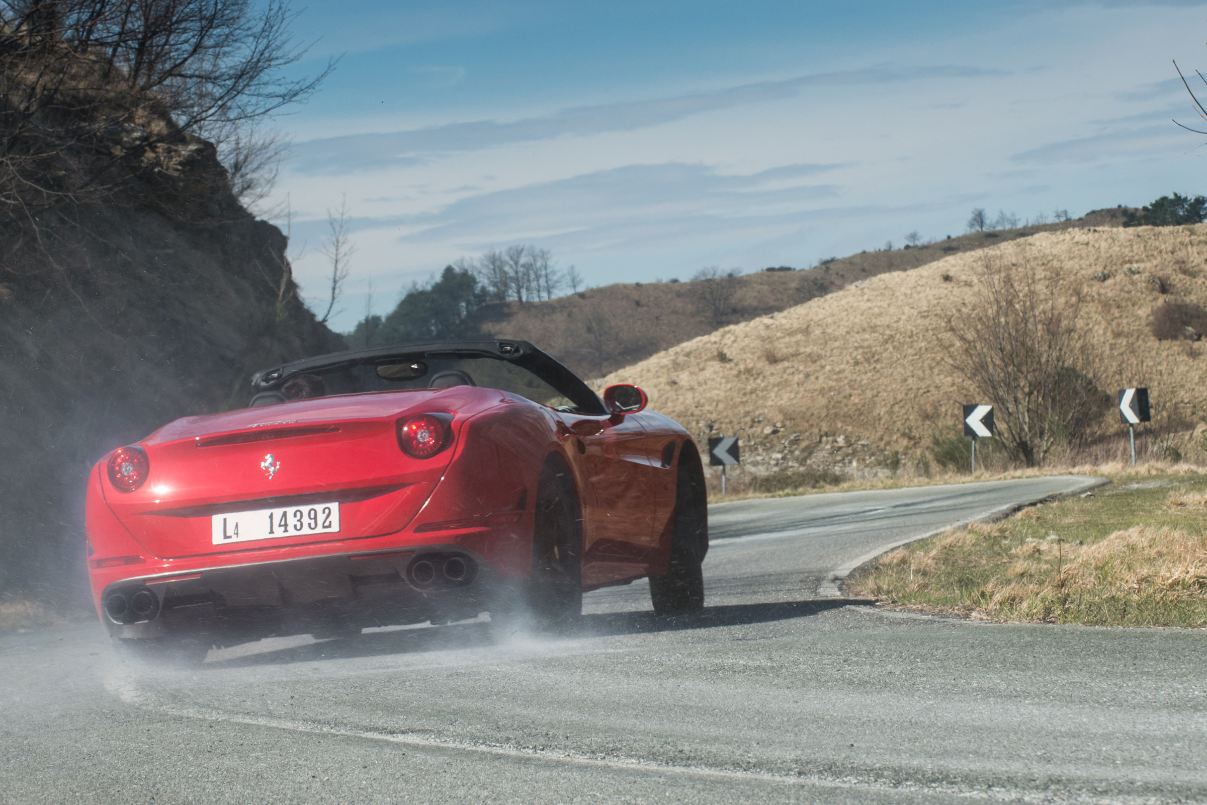 Ferrari California T HS - rear drifting