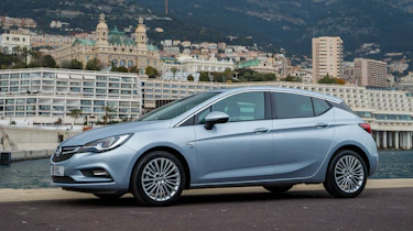 Vauxhall Astra 1.6 turbo - side static
