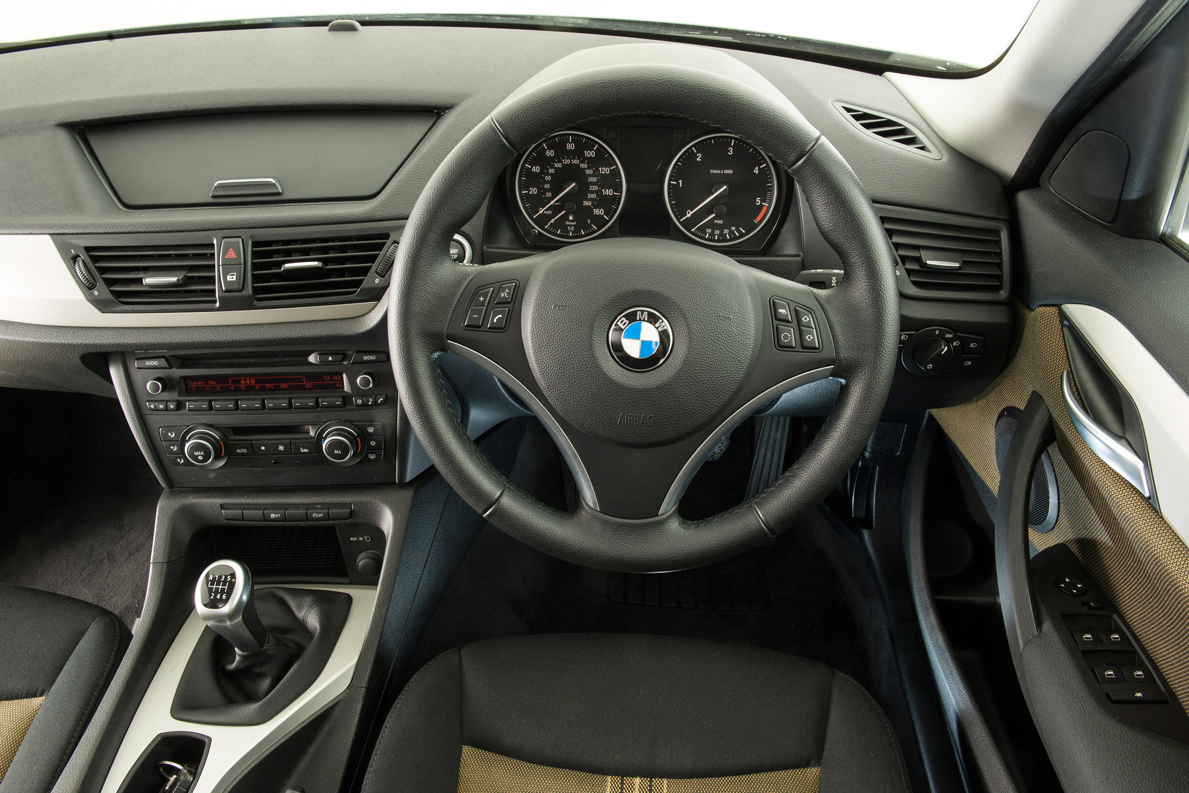 BMW X1 Mk1 - dash
