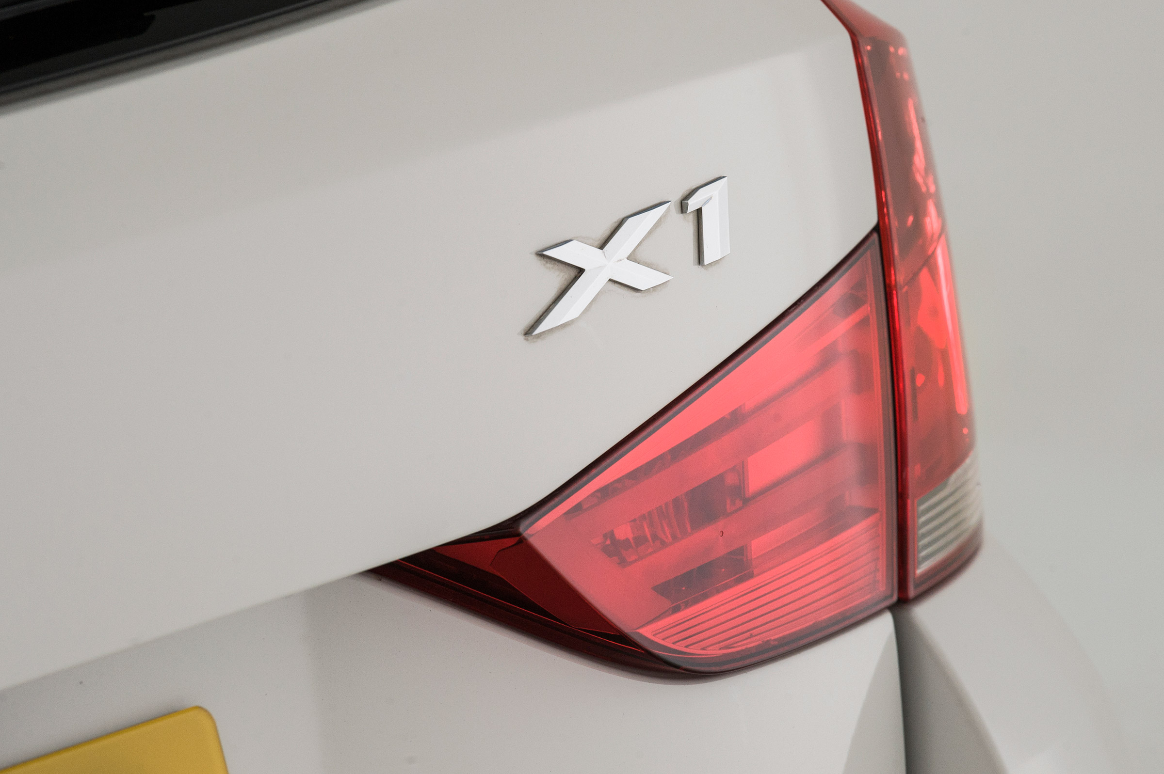 BMW X1 Mk1 - rear light detail