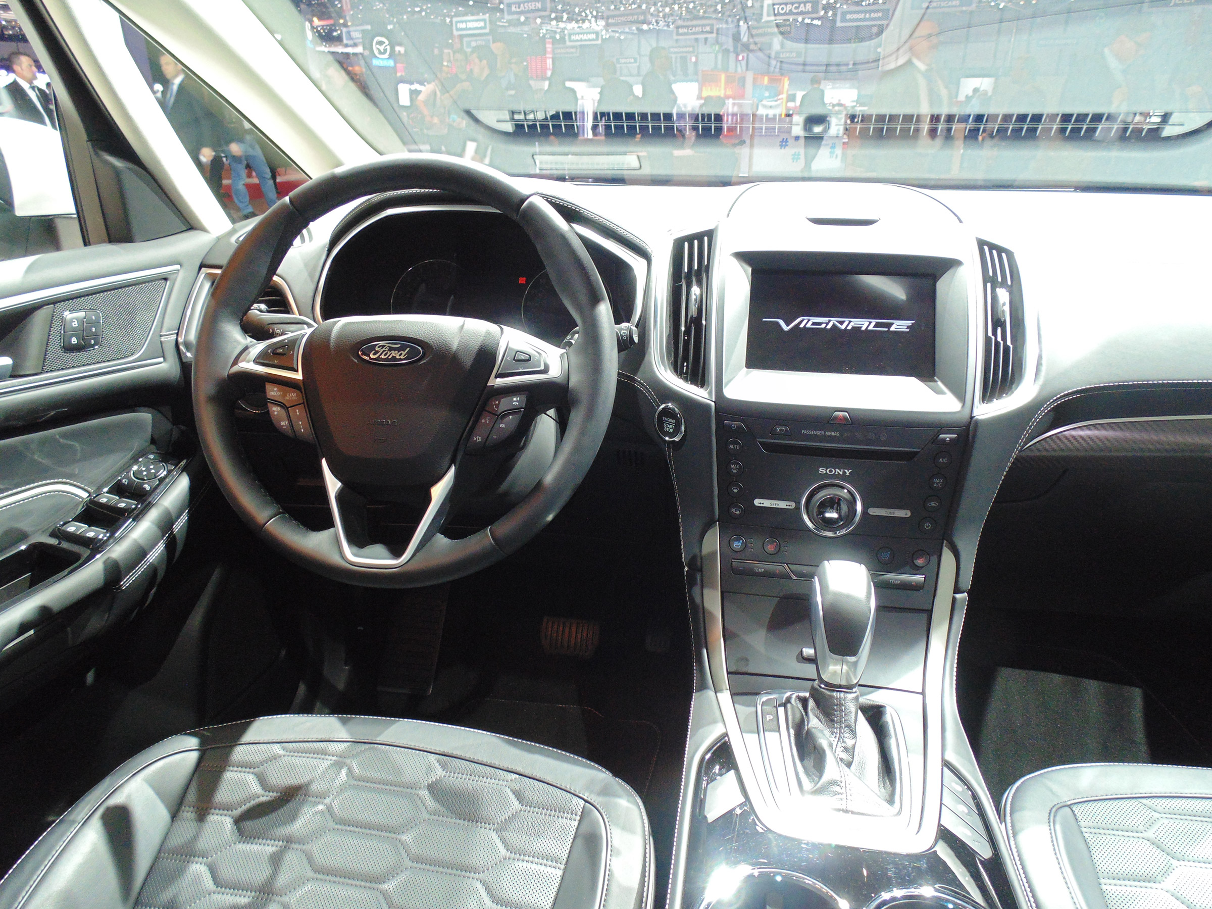 Ford S-MAX Vignale Geneva - interior
