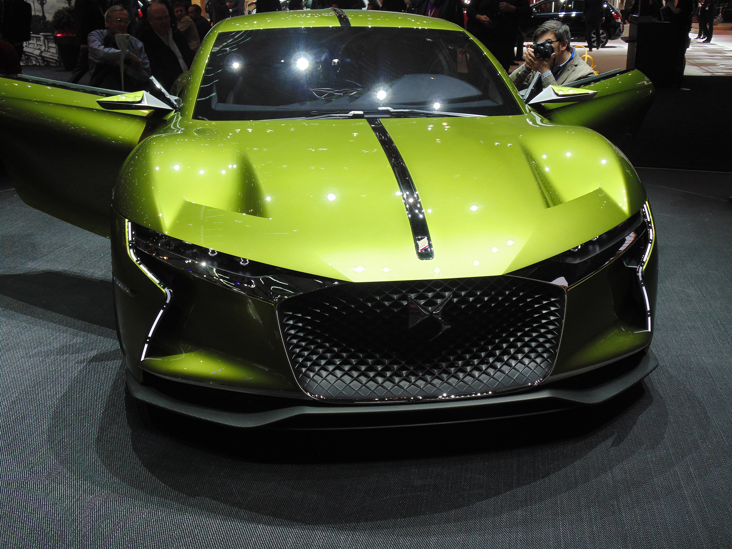 DS E-Tense Geneva - front