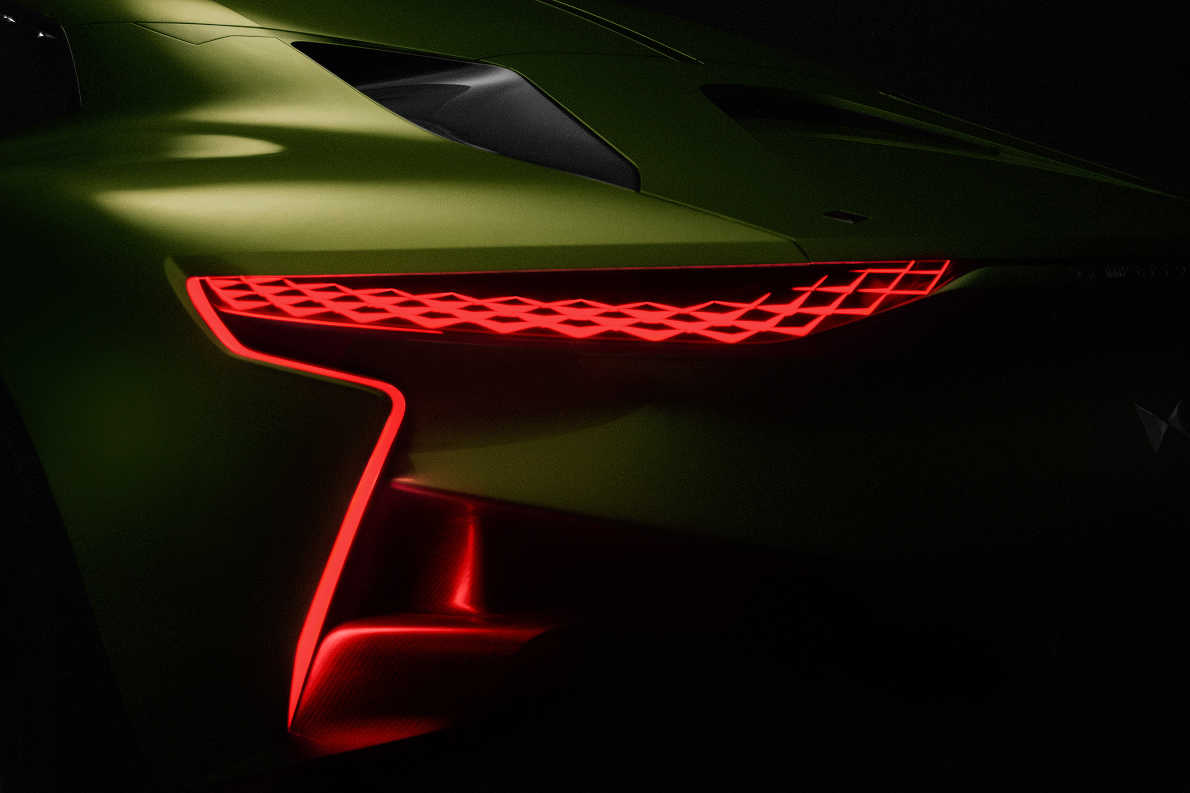 DS E-Tense - rear light detail
