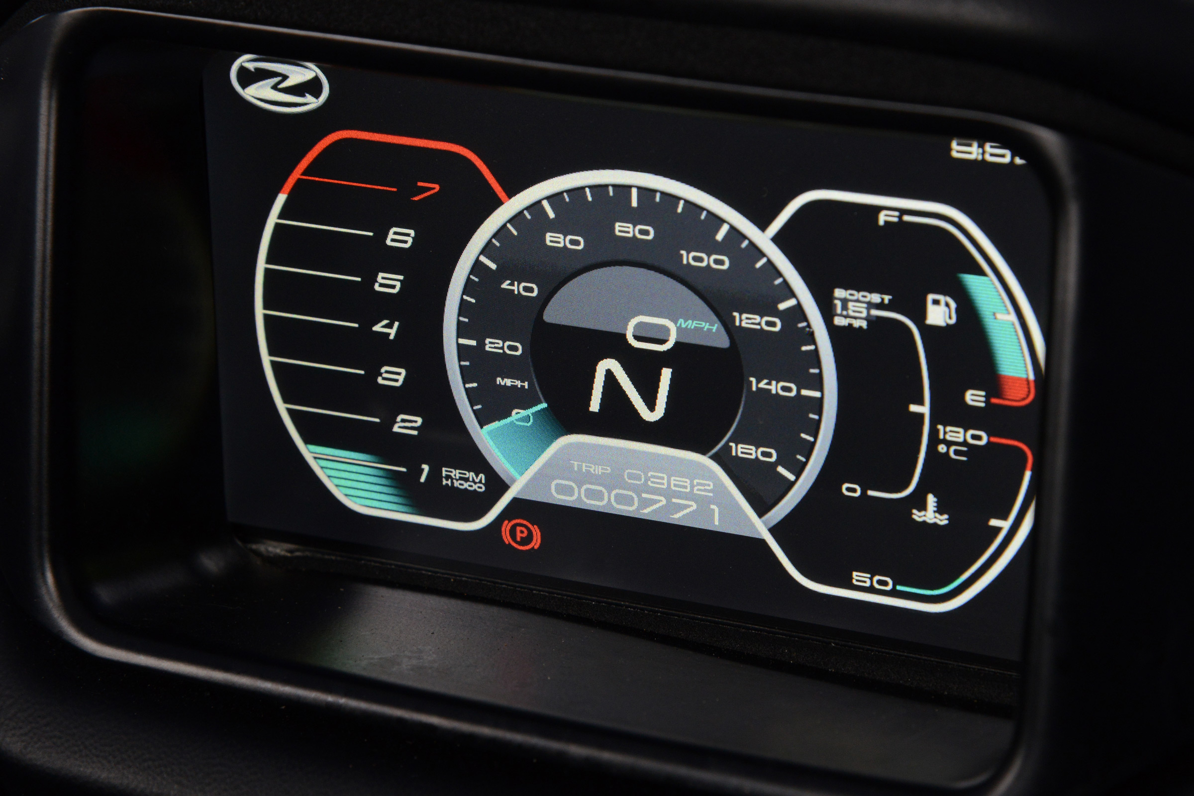 Zenos E10 review - instruments