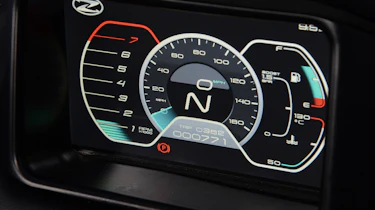 Zenos E10 review - instruments