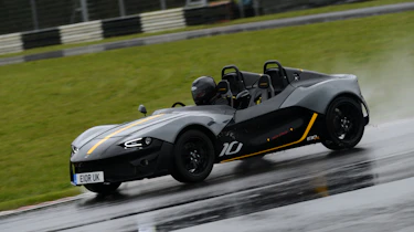 Zenos E10 review - front cornering