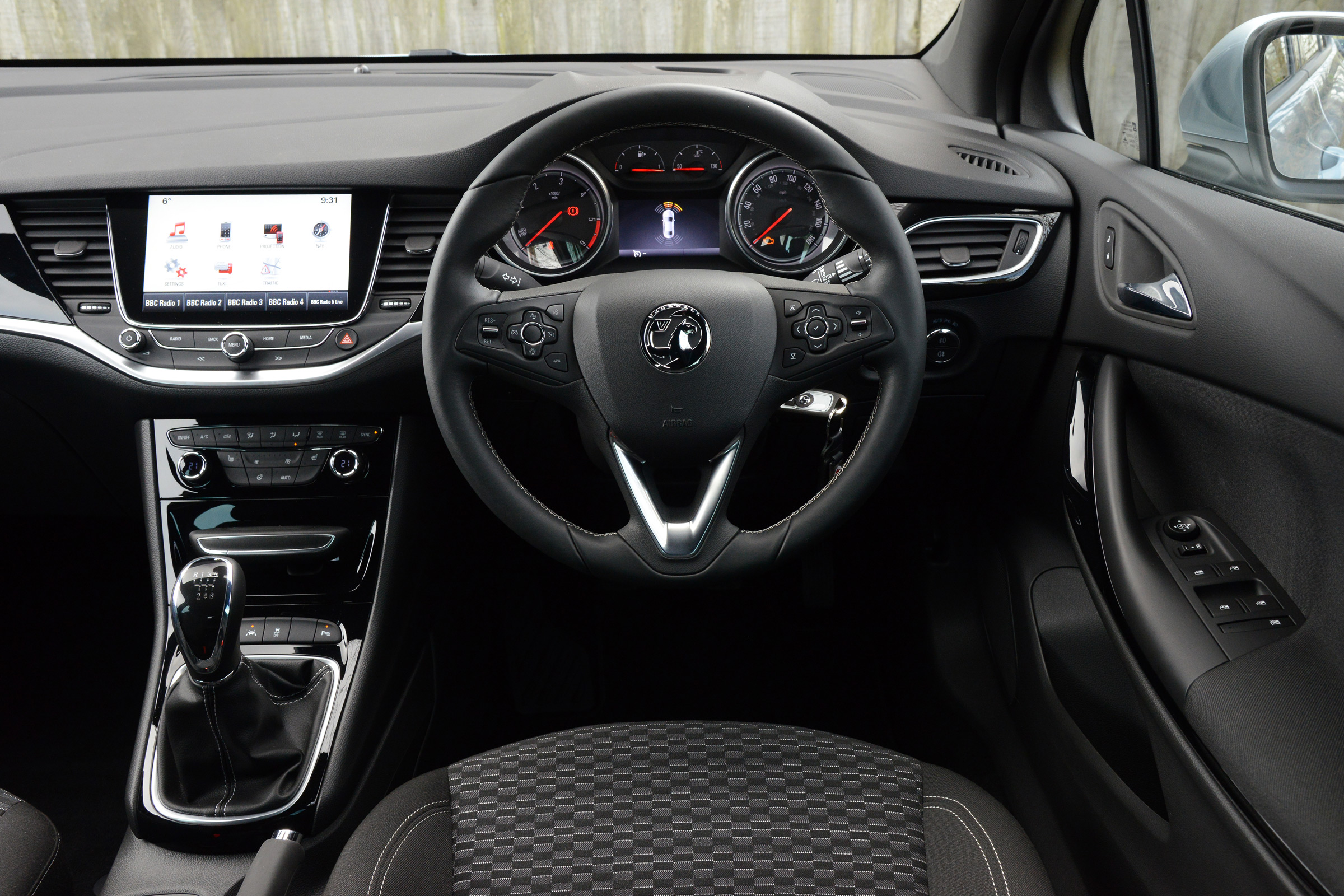Vauxhall Astra Sports Tourer diesel 2016 - interior