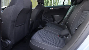 Vauxhall Astra Sports Tourer diesel 2016 - rear seats
