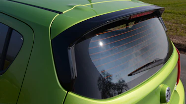 Vauxhall Viva ecoFLEX 2016 - spoiler
