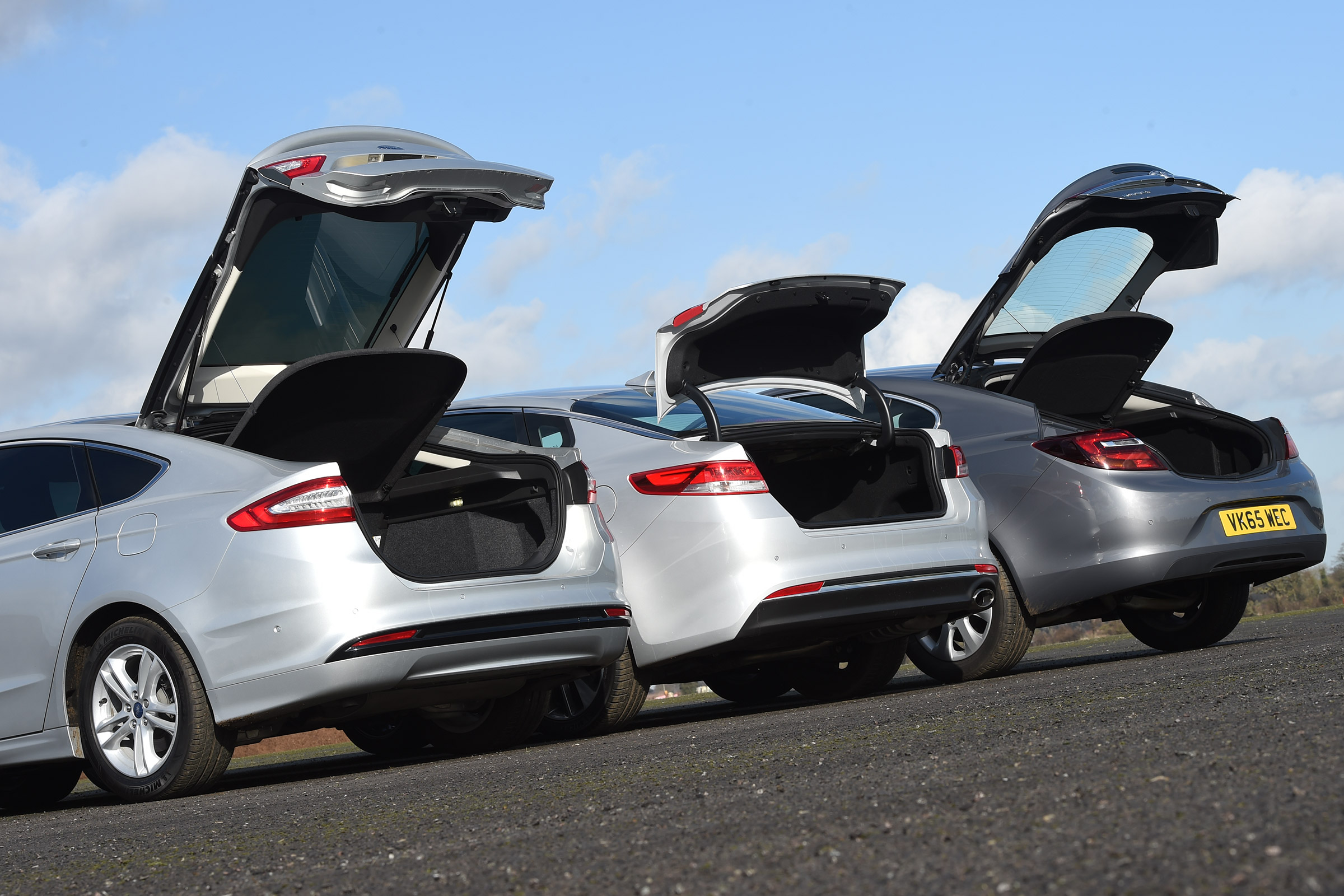 Kia Optima vs Ford Mondeo vs Vauxhall Insignia - boots open