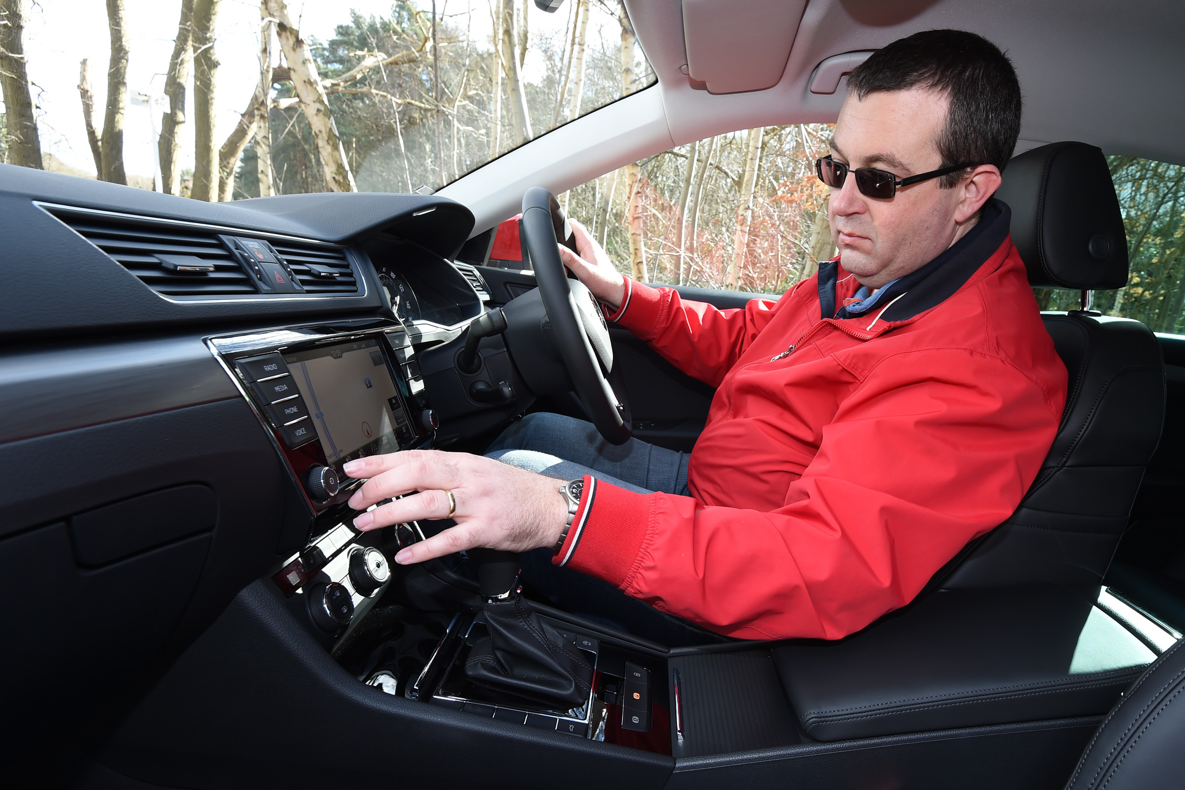 Skoda Superb long-term test - first report John infotainment