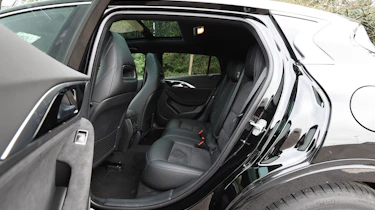 Infiniti Q30 Sport AWD 2016 - rear seats