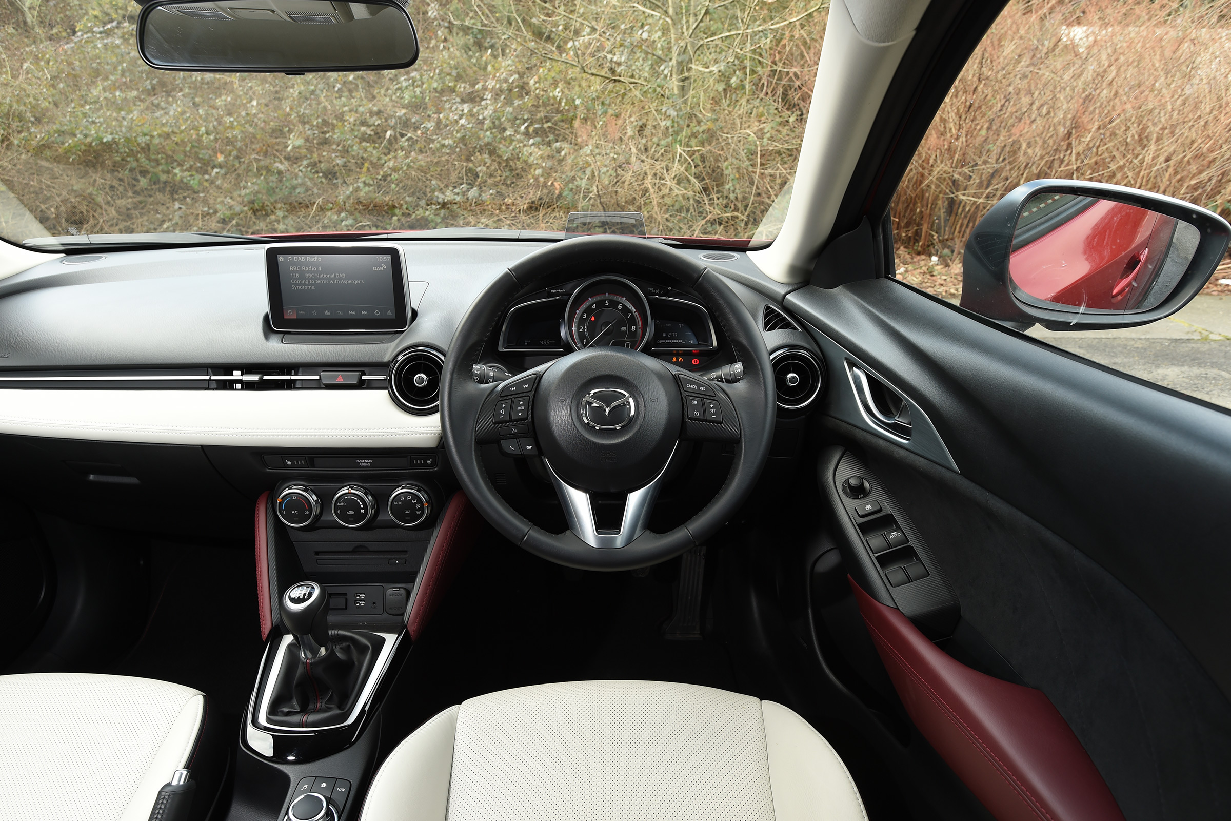 Mazda CX-3 - interior