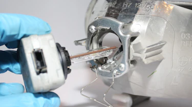 HID conversion kits - fitting