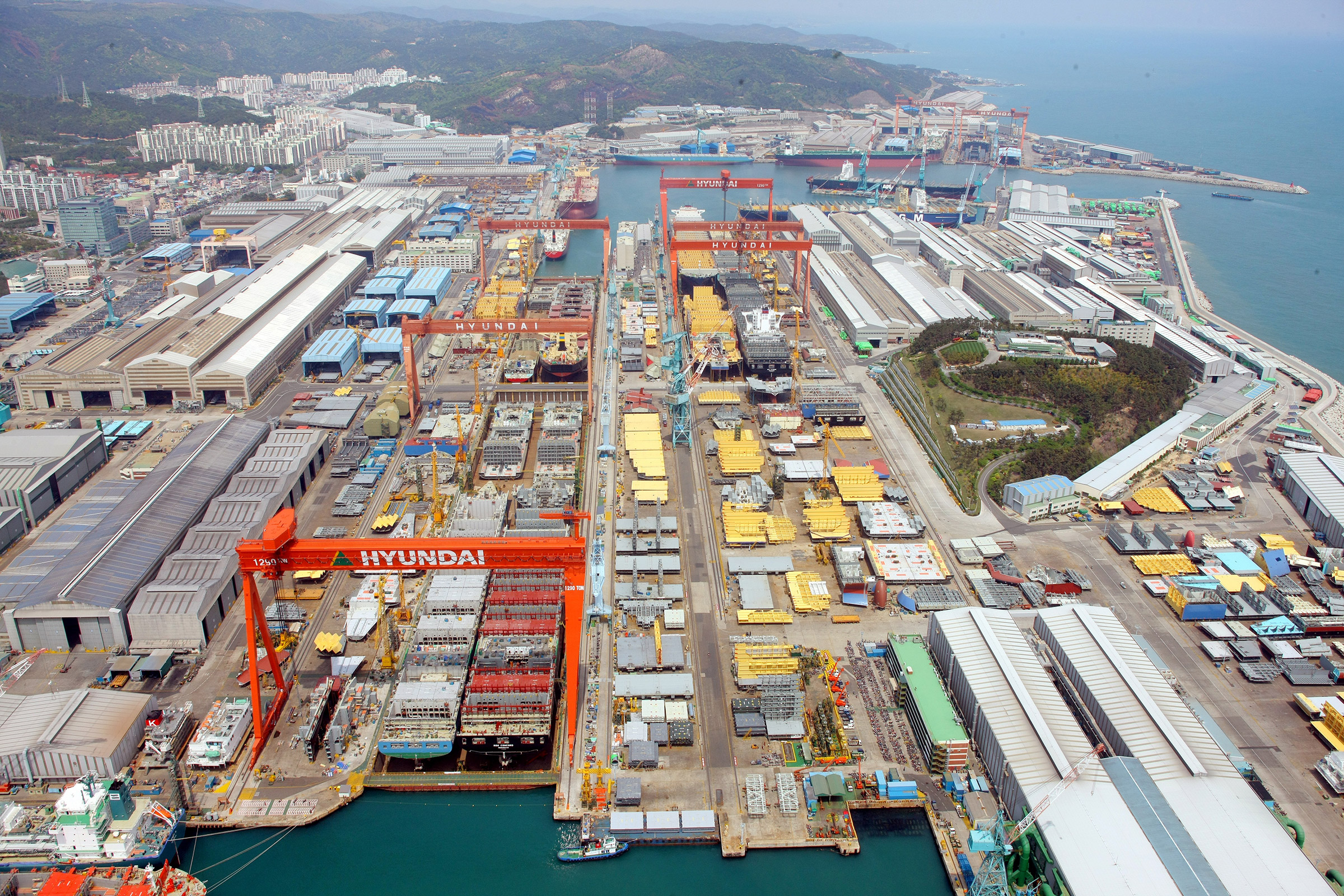 Hyundai Ulsan - dock