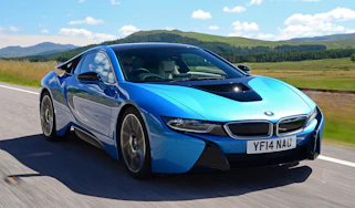 BMW i8 - front