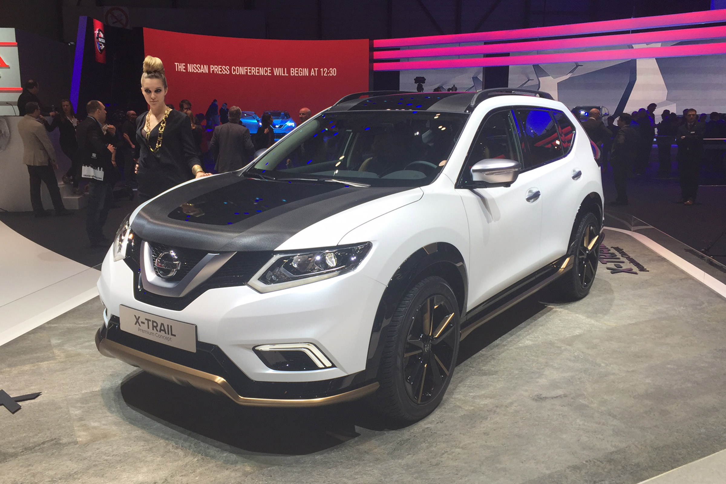 Nissan X-Trail Premium - Geneva show front