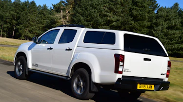 Isuzu D-Max - rear