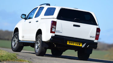 Isuzu D-Max - rear cornering