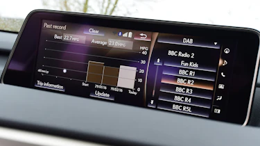 Lexus RX 200t - infotainment