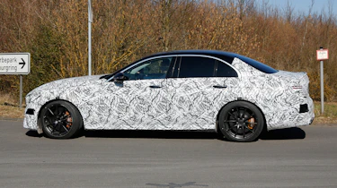 Mercedes-AMG E 63 2016 spy shots - saloon side