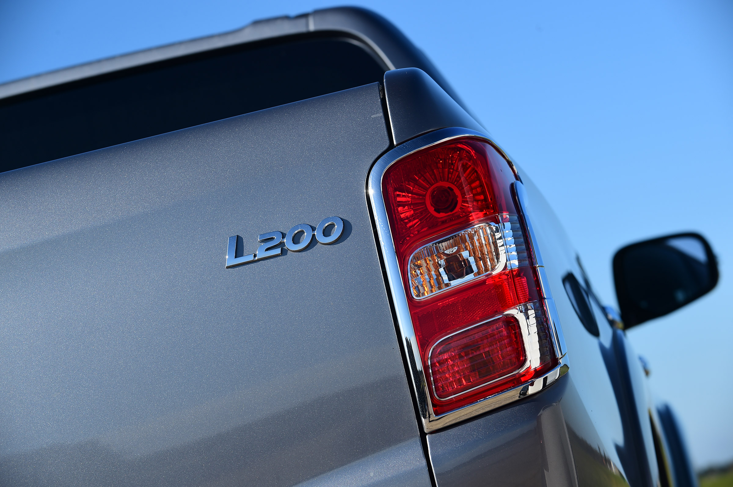 Mitsubishi L200 - badge detail