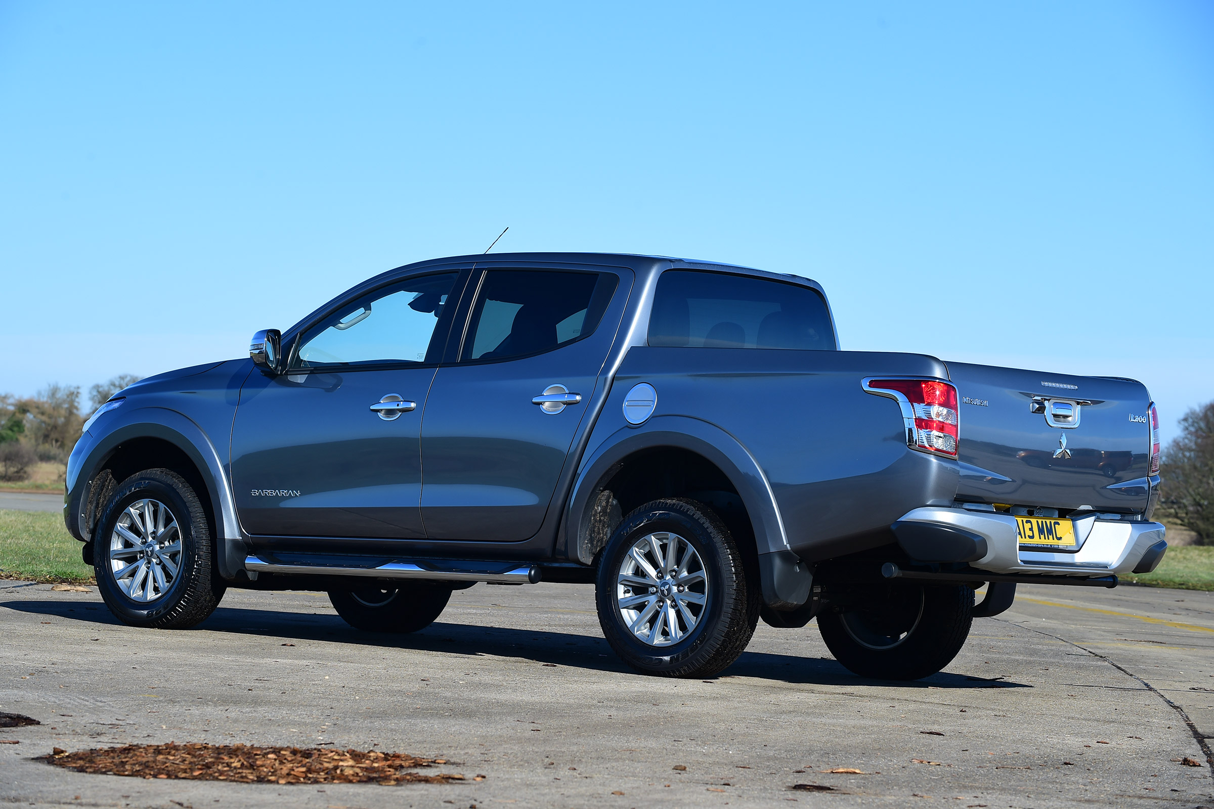 Mitsubishi L200 - rear static