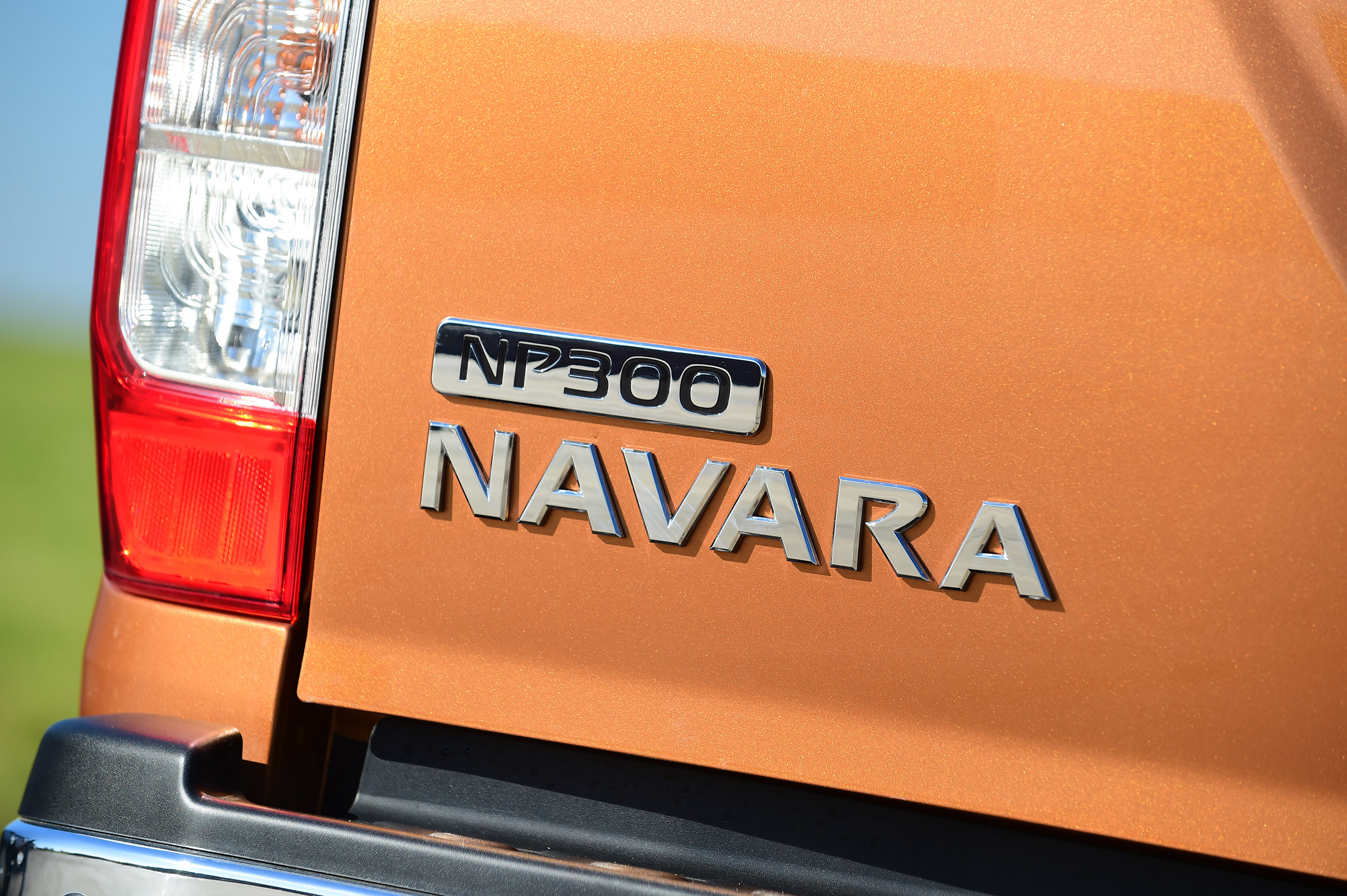 Nissan Navara - badge detail