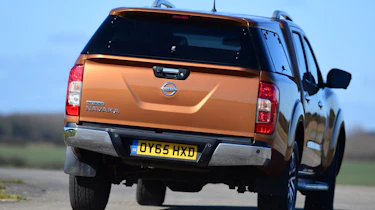 Nissan Navara - rear cornering