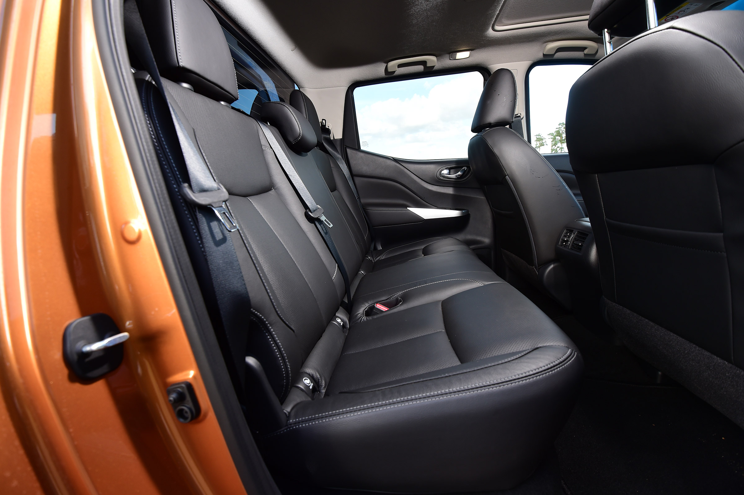 Nissan Navara - rear seats